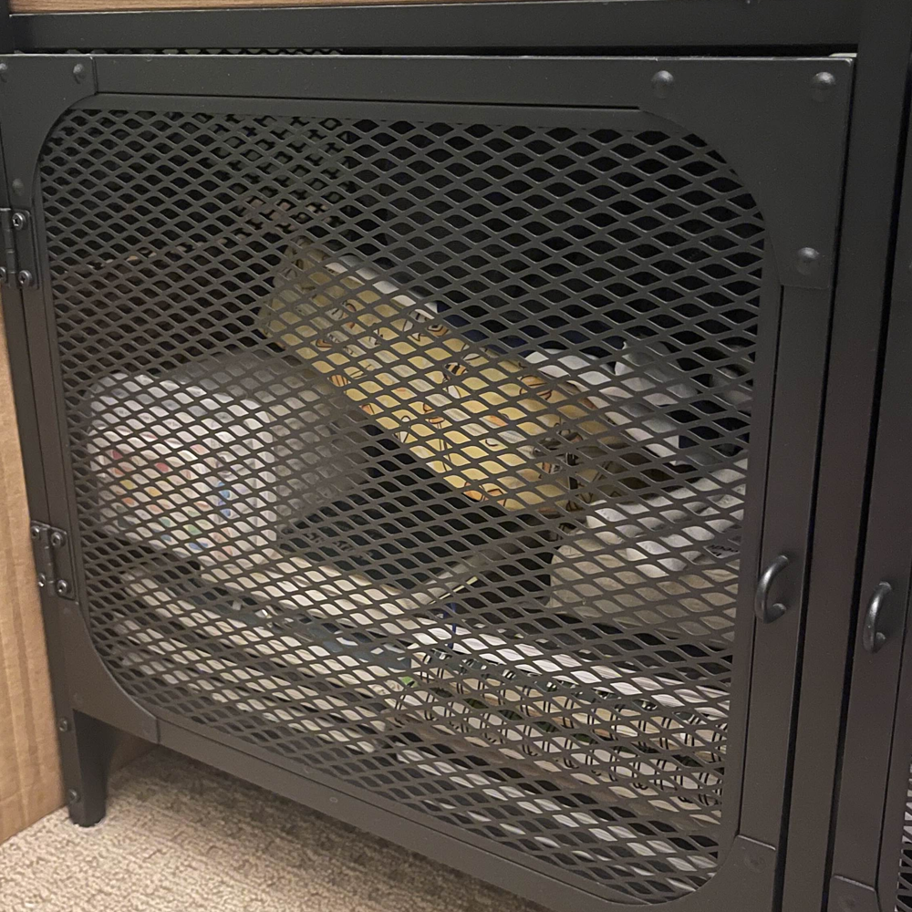 This was my favourite sound out of all of them, I love the metallic slam. I also love the fact that the noise sounds more like a frying pan hitting something rather than a metal door.