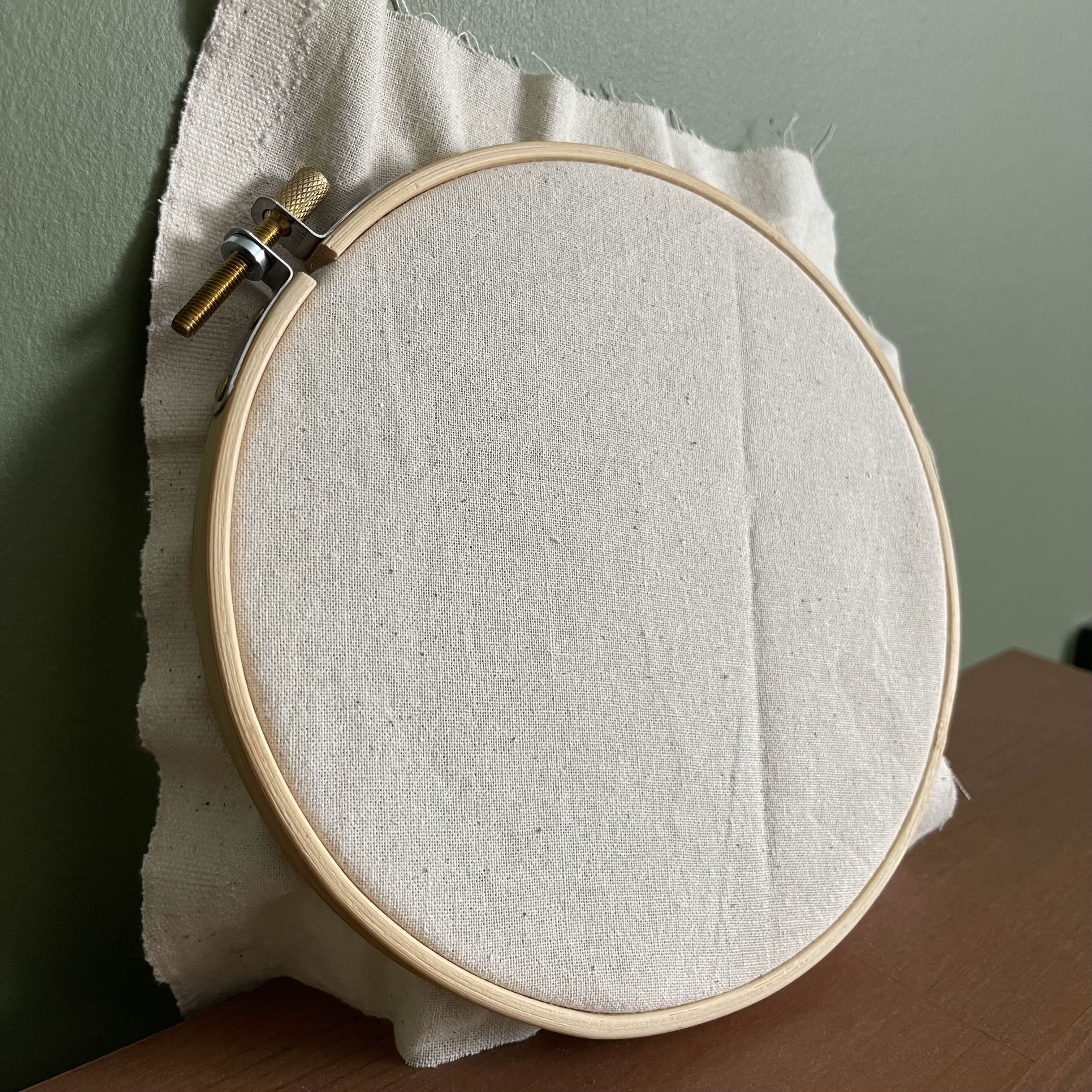 This is the embroidery circle I wanted to use for my circuit.